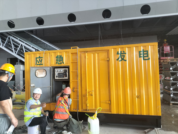 宁阳怎样判断空气滤清器是否需要更换？